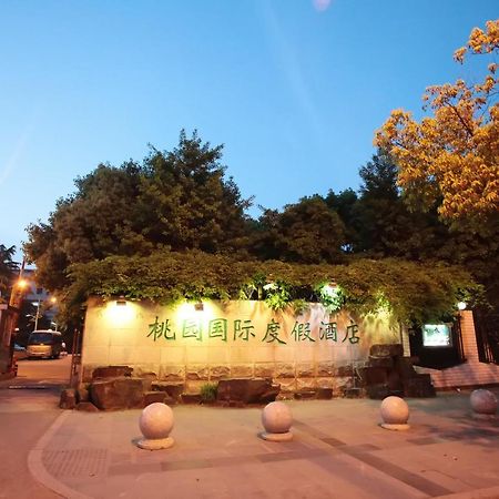 Suzhou Taoyuan International Holiday Hotel Bagian luar foto